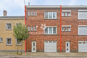Maison 2 chambres + bureau, garage et jardin en viager occupé à La Louvière
